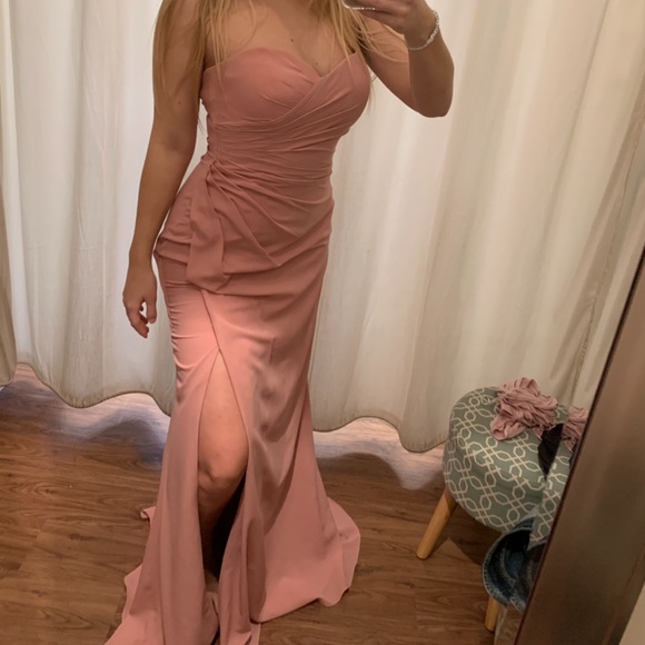 Bari Jay Dresses & Skirts - 💗 Bari Jay Formal Dress